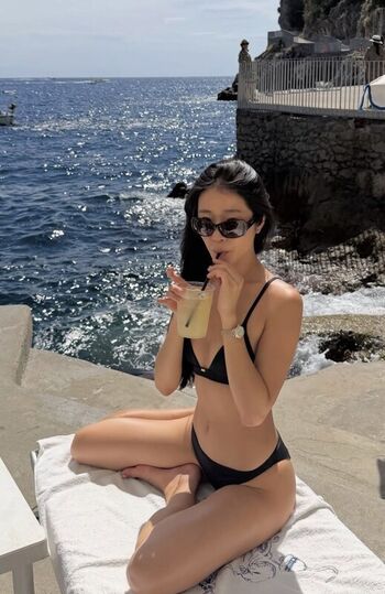 Full leaked Evelyn ha private onlyfans photo