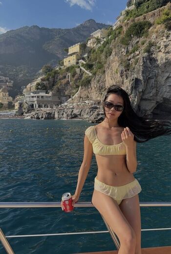 Full leaked Evelyn ha private onlyfans photo