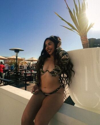 Full leaked Everythingveronica page private onlyfans photo