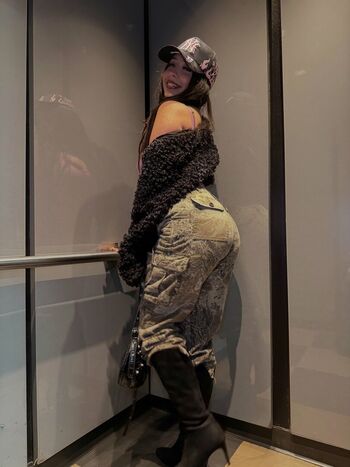 Full leaked Everythingveronica page private onlyfans photo