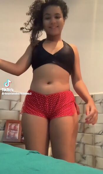 Full leaked Eviewhiplasher private onlyfans photo
