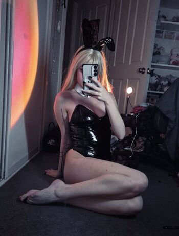 Full leaked Evil ari private onlyfans photo