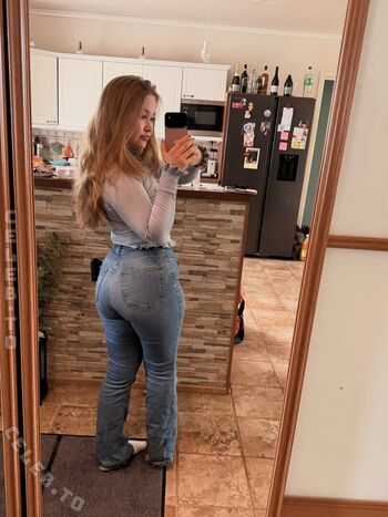 Full leaked Evviepp private onlyfans photo