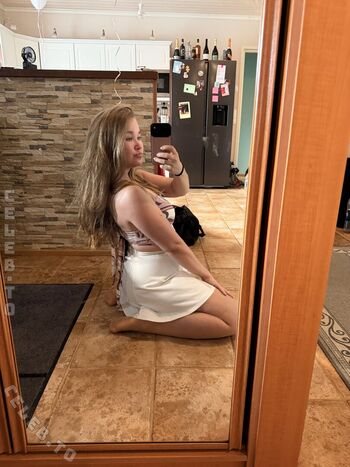 Full leaked Evviepp private onlyfans photo