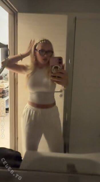 Full leaked Evx rnk private onlyfans photo