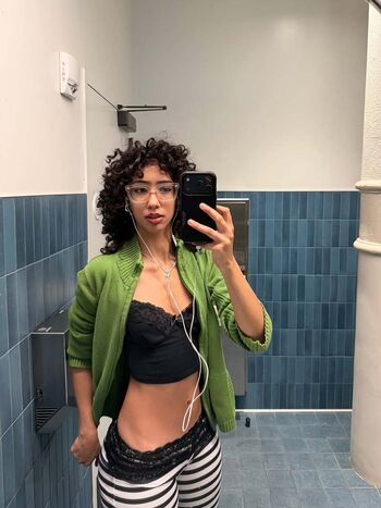 Full leaked Ewmxt private onlyfans photo