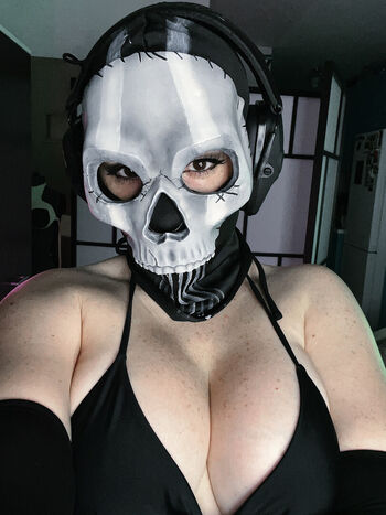 Full leaked Ezy summers cosplay private onlyfans photo
