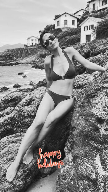 Full leaked Fabienne carrat private onlyfans photo