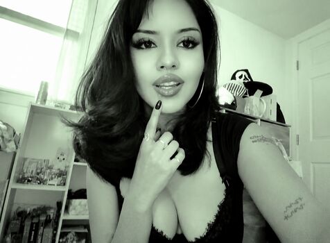 Full leaked Fairykarime private onlyfans photo