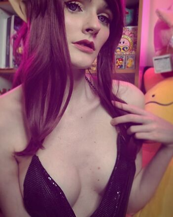 Full leaked Falinxie private onlyfans photo