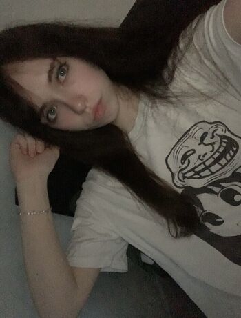 Full leaked Fallingunicorn private onlyfans photo