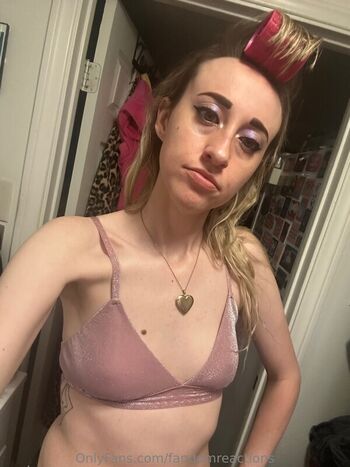 Full leaked Fandomreactions private onlyfans photo