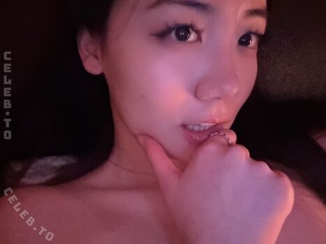 Full leaked Fanfan private onlyfans photo