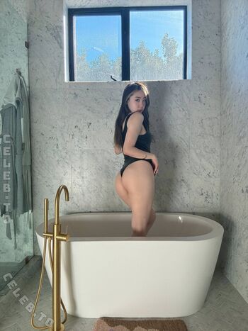 Full leaked Fanfan private onlyfans photo