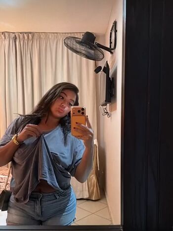 Farahnour26