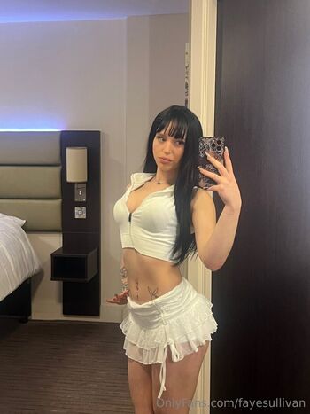 Full leaked Faye sullivan private onlyfans photo