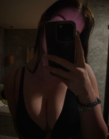 Full leaked Fayesxh page private onlyfans photo