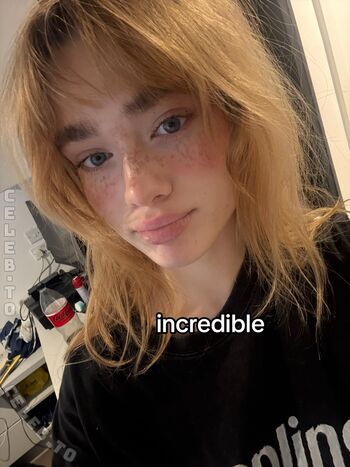 Full leaked Felinenyaa private onlyfans photo