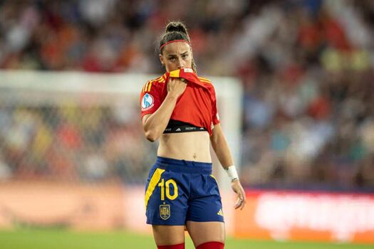Full leaked Female football page private onlyfans photo