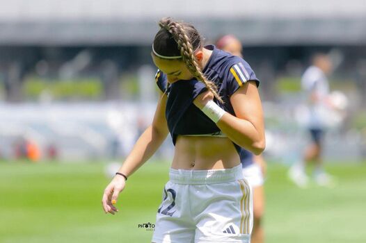 Full leaked Female football page private onlyfans photo