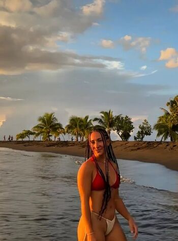 Full leaked Filles ille et vilaine private onlyfans photo