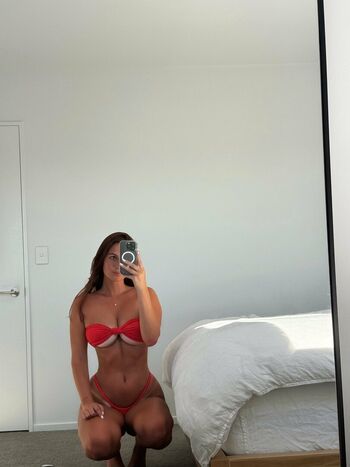 Full leaked Findomlottiiee private onlyfans photo