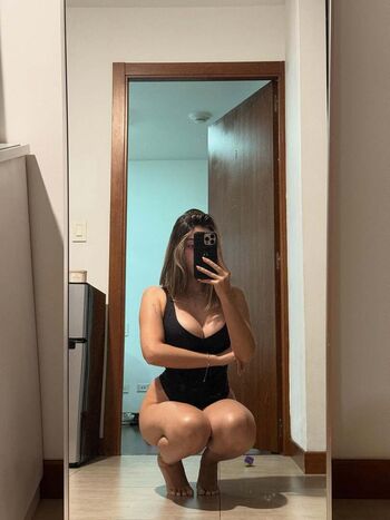 Full leaked Fiokm private onlyfans photo