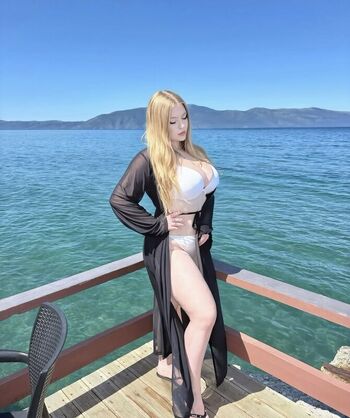 Full leaked Fiona rexxhepi private onlyfans photo