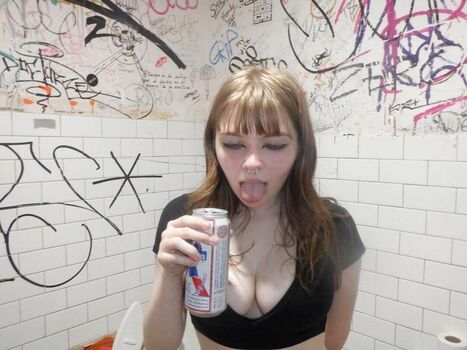 Fishtanklive page leaked photo video viral