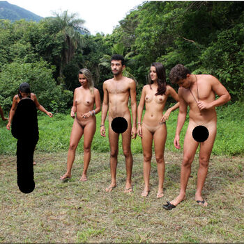 Flagras Em Praia