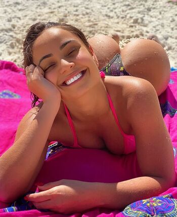 flaviaoliveiraoficial