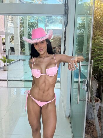 Full leaked Halola/ private onlyfans photo