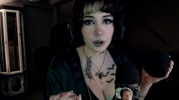 Full leaked Flodaasmr private onlyfans photo