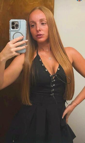 Full leaked Flor lisomini private onlyfans photo