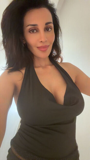 Full leaked Flora saini private onlyfans photo