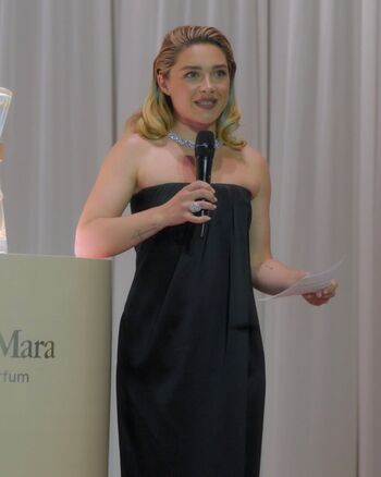 Full leaked Florence pugh  page private onlyfans photo