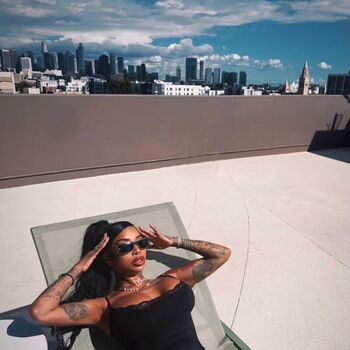Full leaked Flyyytattedsky private onlyfans photo