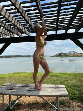 Full leaked Foxxxy darlin private onlyfans photo