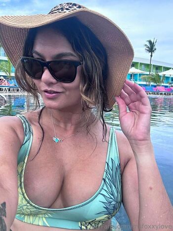 Full leaked Foxxylove private onlyfans photo