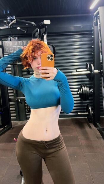 Full leaked Fraaoula page private onlyfans photo