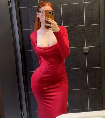 Full leaked Fraaoula page private onlyfans photo