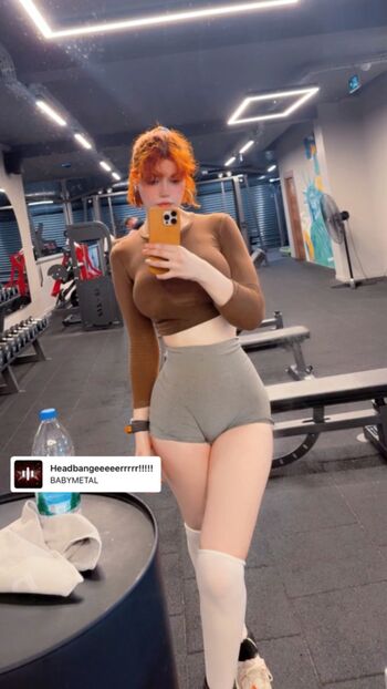 Full leaked Fraaoula private onlyfans photo