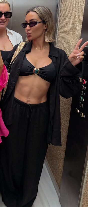 Full leaked Frankie bridge private onlyfans photo