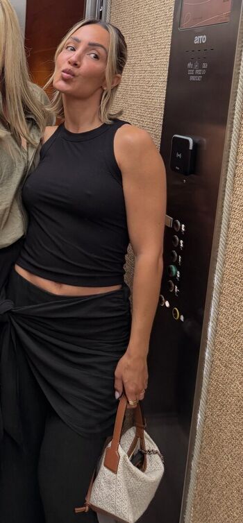 Full leaked Frankie bridge private onlyfans photo