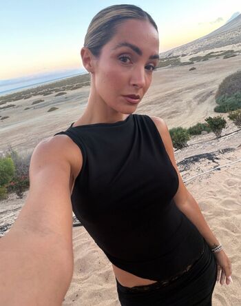 Full leaked Frankie bridge  page private onlyfans photo