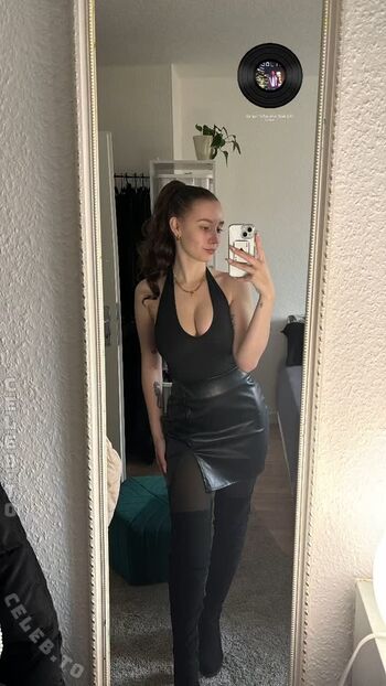 Full leaked Franzisunshine private onlyfans photo