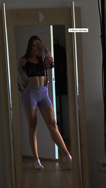 Full leaked Frazelyyy page private onlyfans photo