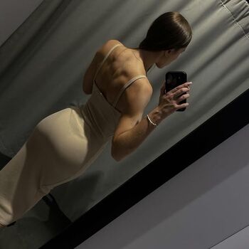 Full leaked Frazelyyy private onlyfans photo
