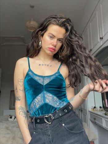 Full leaked Freak slug private onlyfans photo