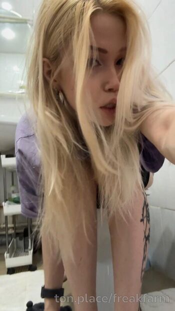 Full leaked Freakfarm page private onlyfans photo